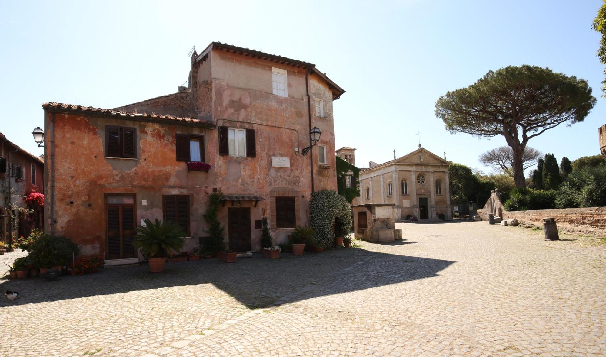 Airport Fco, Ostia Antica - Livio'S Home Exterior photo