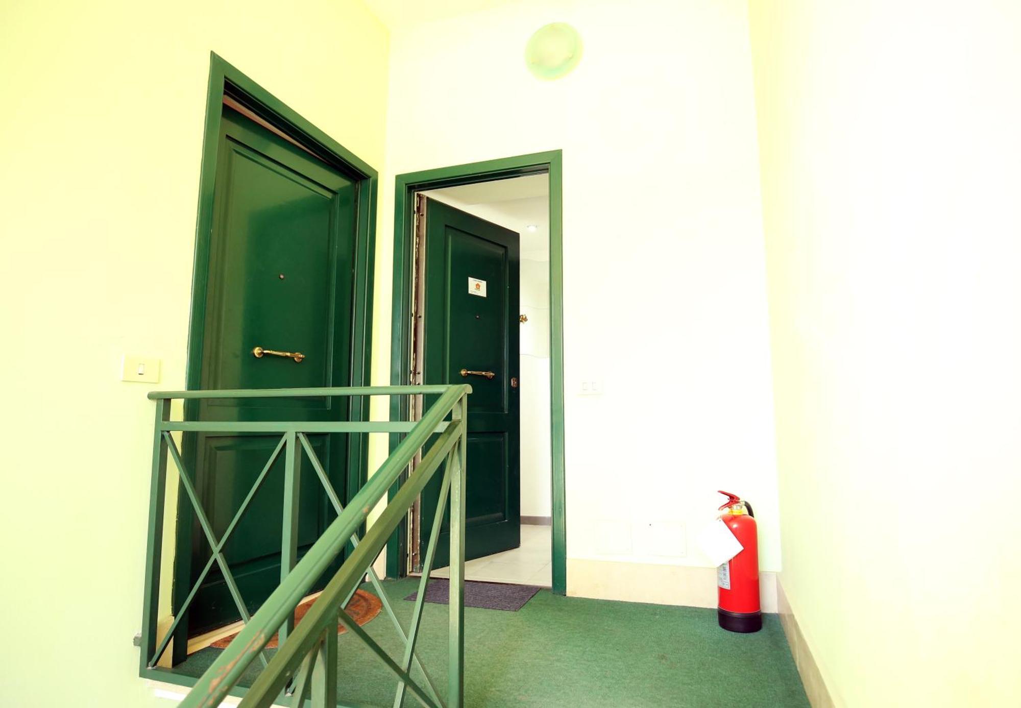 Airport Fco, Ostia Antica - Livio'S Home Exterior photo